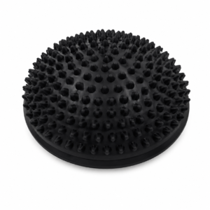 Schwarzer runder Massageball mit gleichmäßig verteilten erhöhten Spikes zur Muskelentspannung.