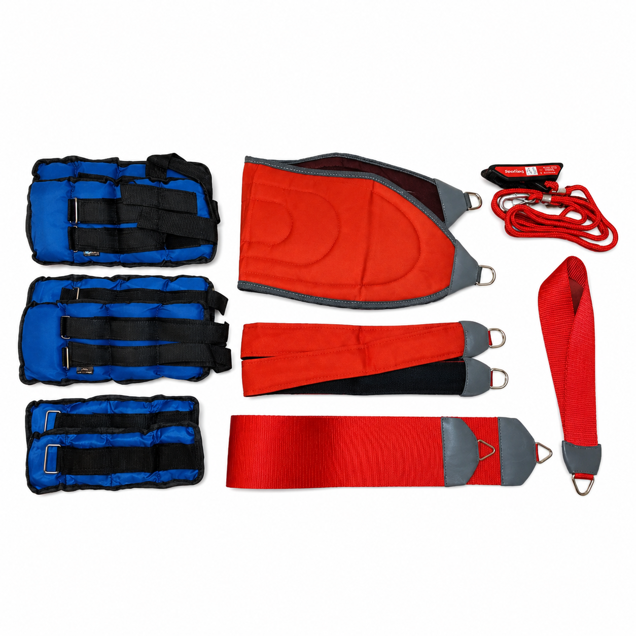 Widerstandsband-Set mit roten und blauen gepolsterten Knöchelriemen, Griffen und Clips auf weißem Hintergrund ausgelegt.
